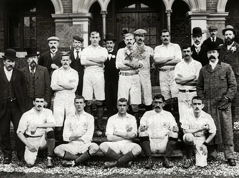 Câu lạc bộ bóng đá Manchester City trải qua hành trình dài từ St Mark’s năm 1880 đến một trong những thế lực lớn của bóng đá Anh.