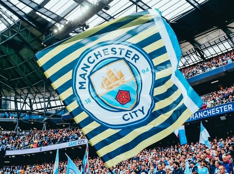 Thành tích, ngôi sao và phong cách chơi hiện đại giúp câu lạc bộ bóng đá Manchester City xây dựng lượng người hâm mộ rộng khắp thế giới.